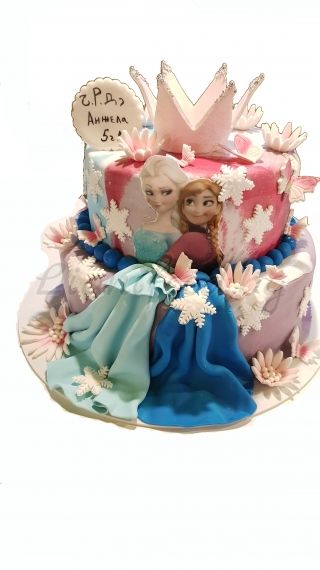 3Д торта - Елза и Анна